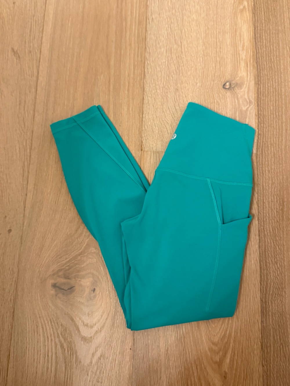 lululemon athletica align High-Rise legging with pockets - Picture 9 of 12